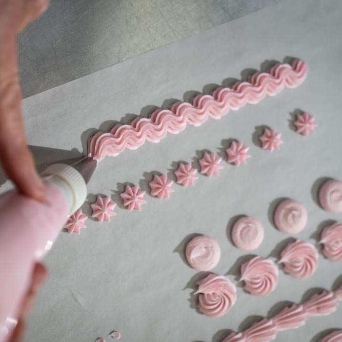 Buttercream Essentials 1: Piping Principles -Jan 14th | 11:00 AM - 3:00 PM